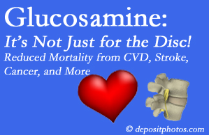 Carrolltown health benefits from glucosamine utilization include reduced overall early mortality and mortality from cardiovascular issues.